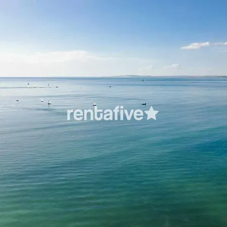 Apartment Rentafive - Nuevo - Aa - Admite Perros - Barbacoa